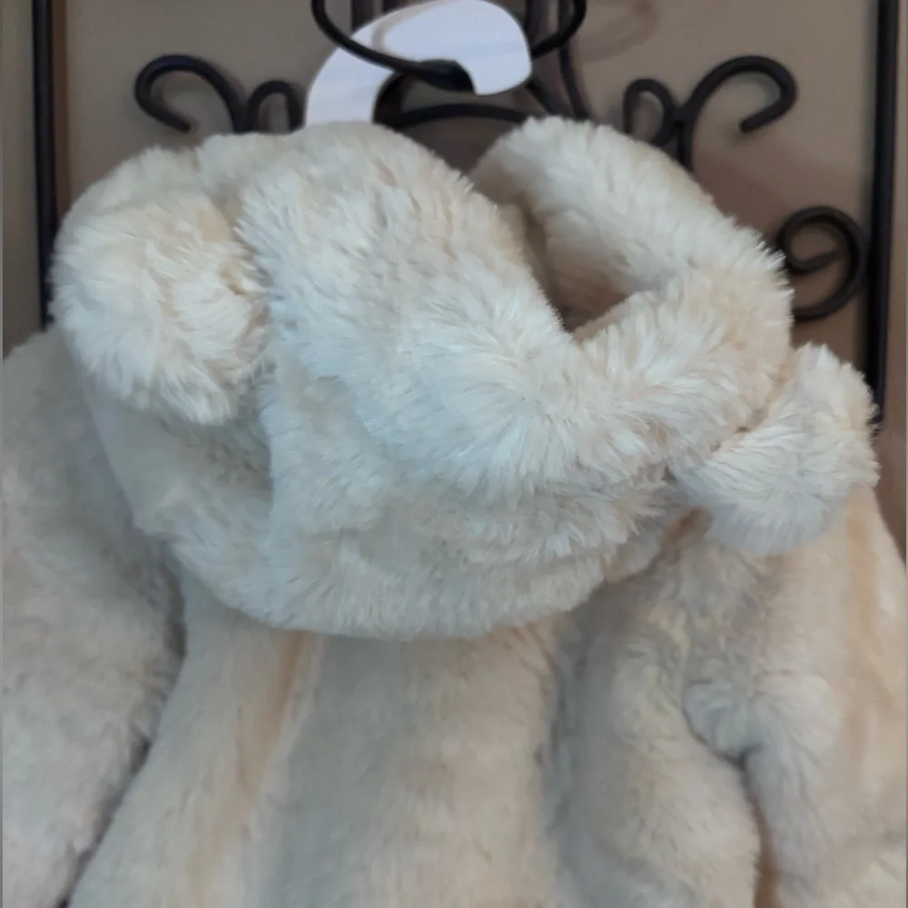 Newborn Ivory Faux Fur Hooded Bear Snowsuit NEW